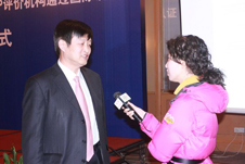 易倍体育全站集团副总裁、沈阳院院长李彬接受媒体采访。